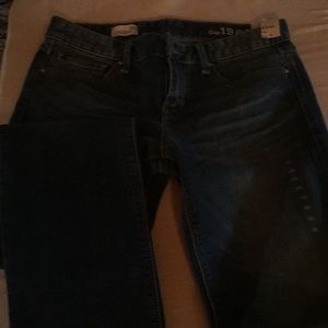 NWT gap jeans 28 r, low rise, real straight (1969)